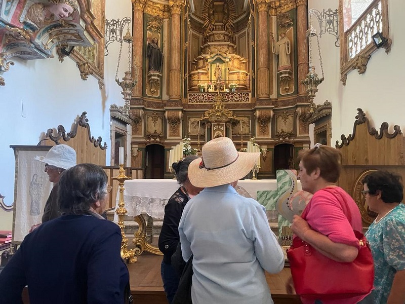 Seniores que integram a atividade “Entre laços…Menos Sós” do Projeto CLDS Cantanhede 4G “Intervir, Integrar e Incluir” participaram num passeio convívio ao Gerês e a Braga